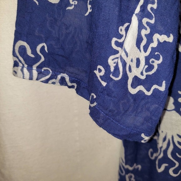 Rock Flower Paper Blue and White Casual Top/Swimsuit Coverup - Picture 5 of 8